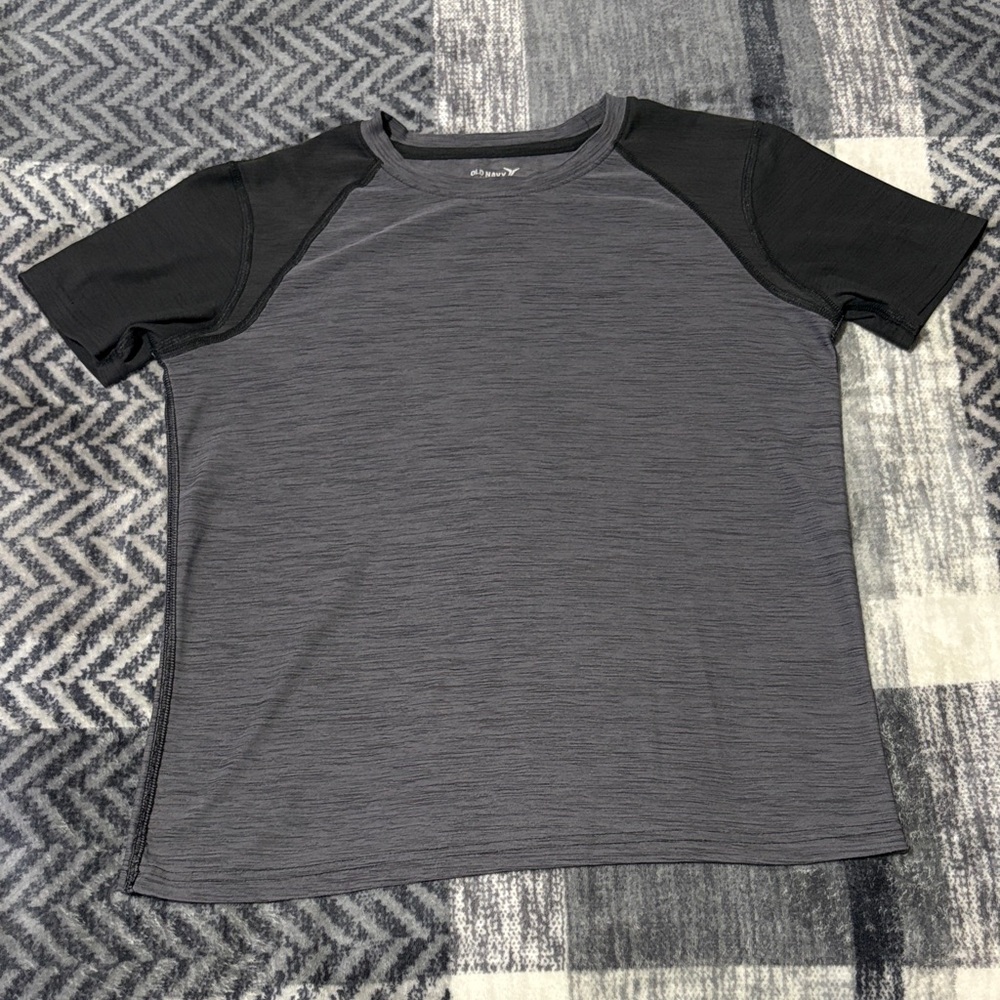 Old Navy Kids Charcoal and Black Short Sleeve Tee
